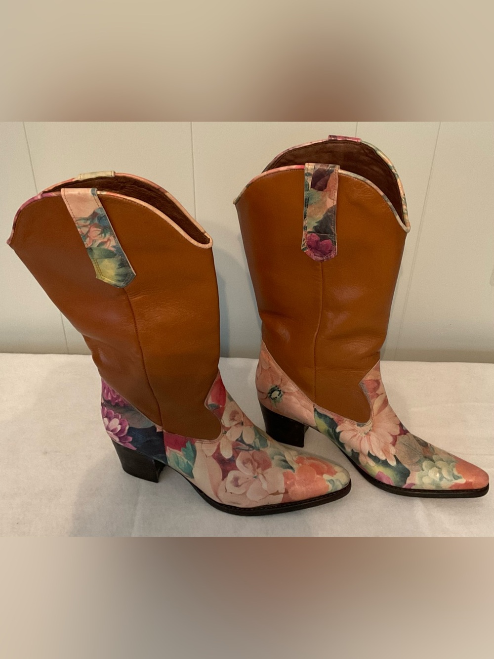 Mira Flores Floral Print Western Cowboy Boots in Tan and Multi